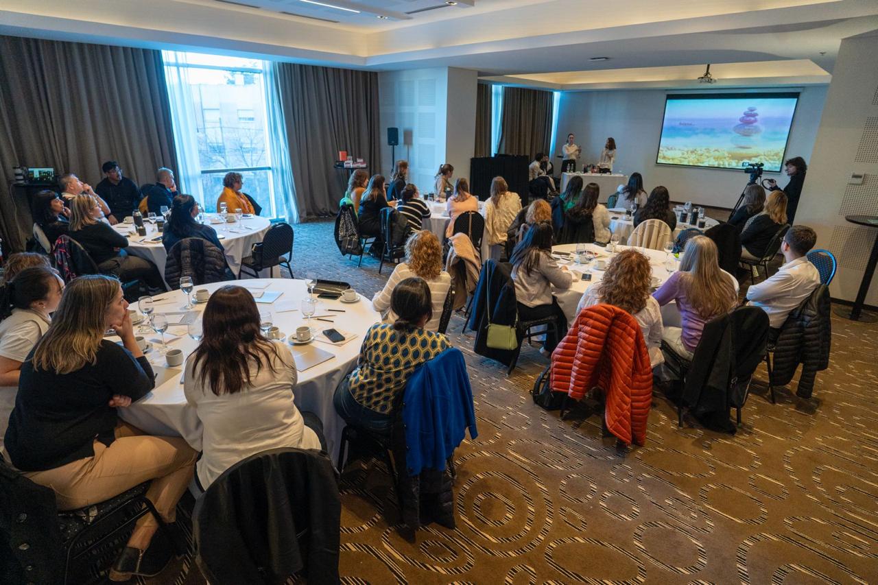 Sala plena del Full Day anterior